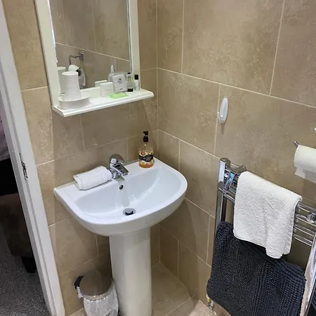 Fox Lodge Blackpool Room photo