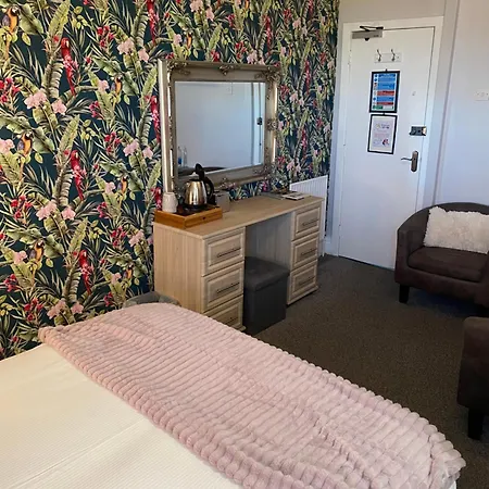 Fox Lodge Blackpool Room photo